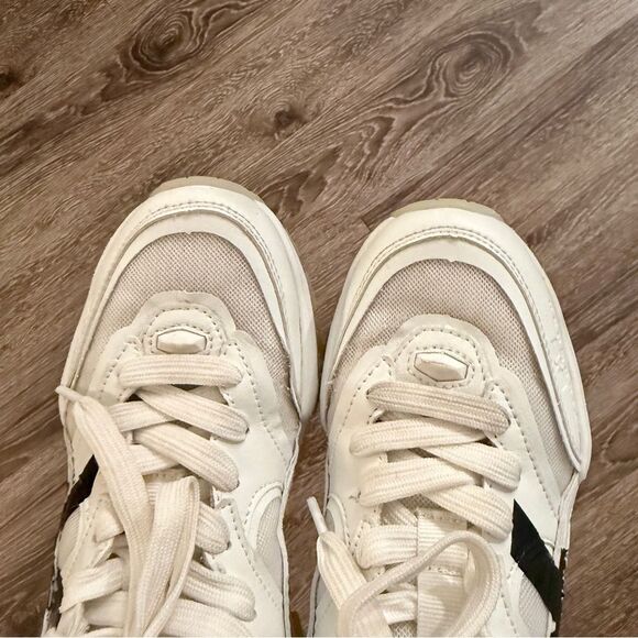 John Richmond Free Time Sneaker In White - Picture 10 of 11